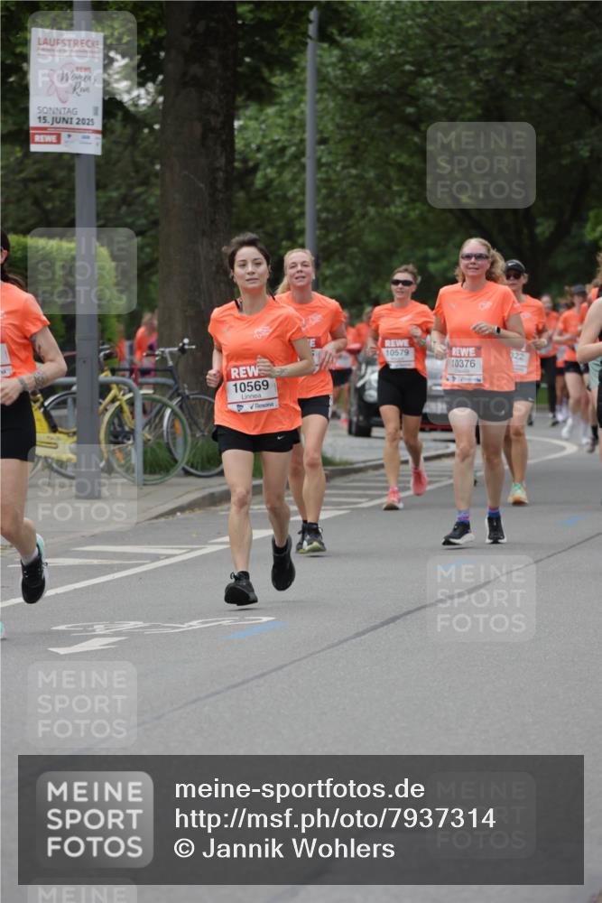 15.06.2025 - REWE Women's Run Jannik Wohlers http://msf.ph/oto/7937314 15.06.2025 08:26:53 Laufen 15, 2025, 10569, 10579, 322, 10376 meine-sportfotos.de