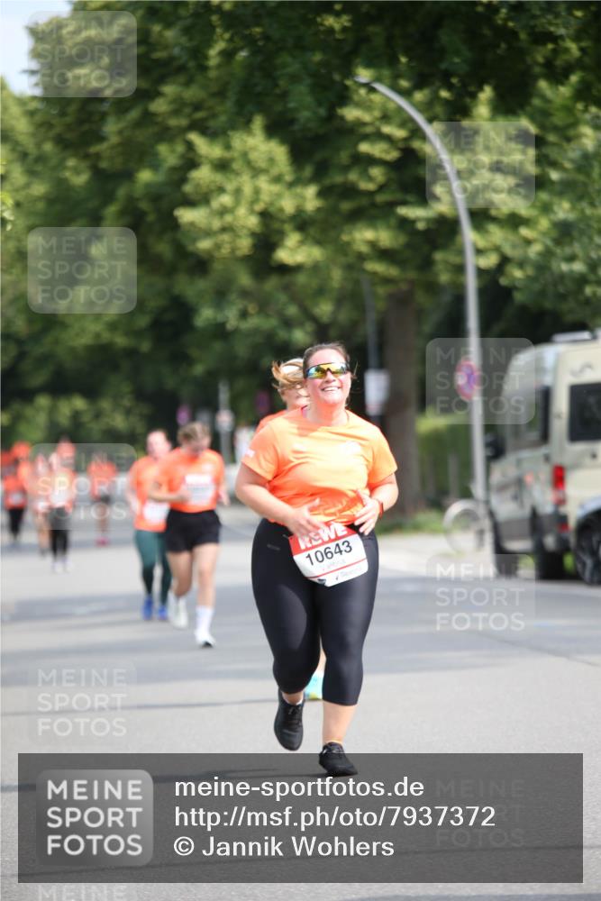 15.06.2025 - REWE Women's Run Jannik Wohlers http://msf.ph/oto/7937372 15.06.2025 09:55:16 Laufen 10643 meine-sportfotos.de