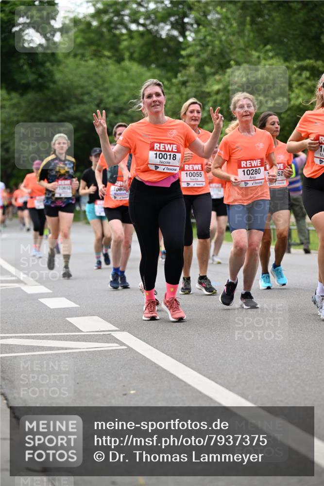 15.06.2025 - REWE Women's Run Dr. Thomas Lammeyer http://msf.ph/oto/7937375 15.06.2025 09:19:44 Laufen 10612, 1086, 10018, 10055, 10280, 52 meine-sportfotos.de