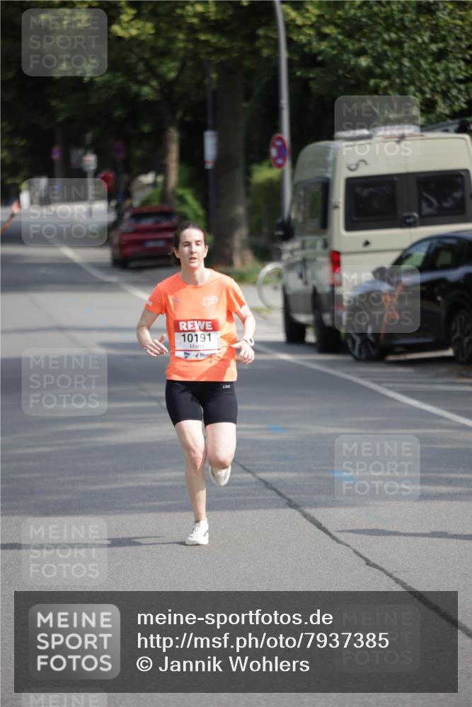 15.06.2025 - REWE Women's Run Jannik Wohlers http://msf.ph/oto/7937385 15.06.2025 08:43:18 Laufen 10191 meine-sportfotos.de