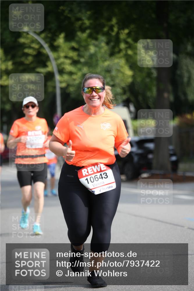 15.06.2025 - REWE Women's Run Jannik Wohlers http://msf.ph/oto/7937422 15.06.2025 09:55:18 Laufen 10206, 10643 meine-sportfotos.de