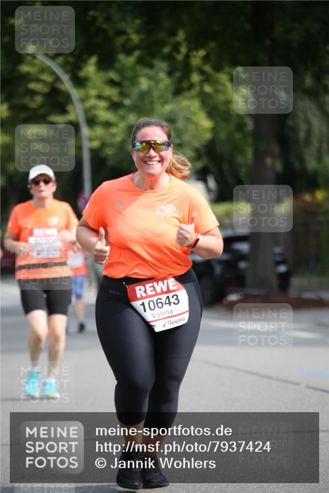 15.06.2025 - REWE Women's Run Jannik Wohlers http://msf.ph/oto/7937424 15.06.2025 09:55:18 Laufen 10206, 10643 meine-sportfotos.de