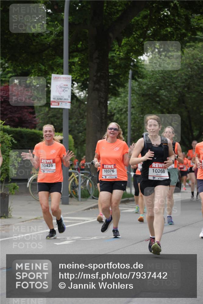 15.06.2025 - REWE Women's Run Jannik Wohlers http://msf.ph/oto/7937442 15.06.2025 08:26:56 Laufen 15, 2025, 10425, 10376, 10268 meine-sportfotos.de