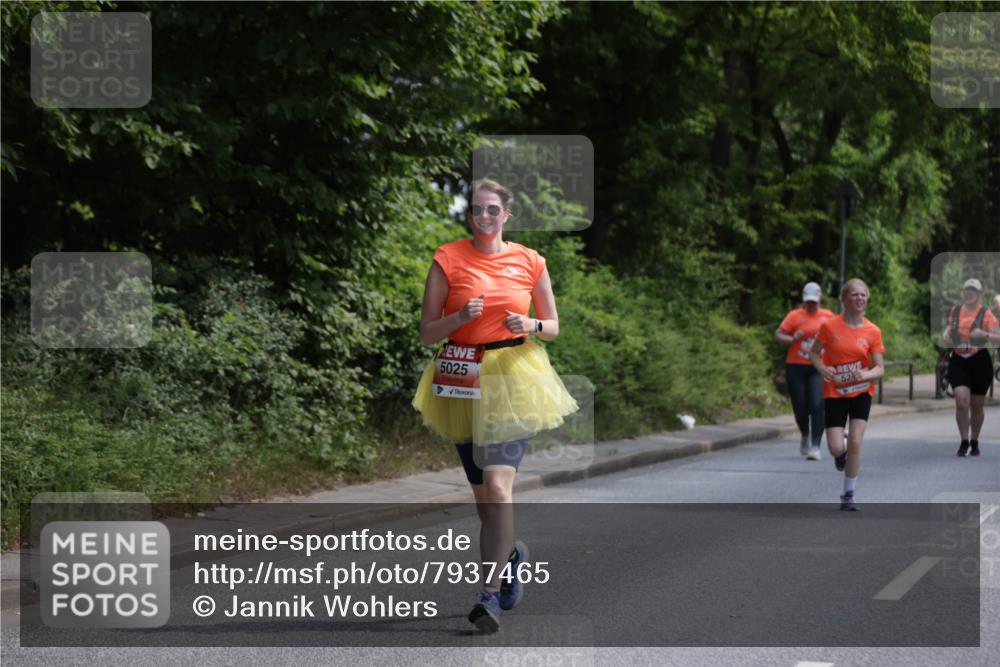 15.06.2025 - REWE Women's Run Jannik Wohlers http://msf.ph/oto/7937465 15.06.2025 10:14:01 Laufen 5025, 52 meine-sportfotos.de
