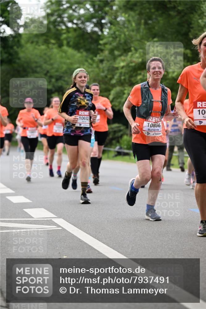 15.06.2025 - REWE Women's Run Dr. Thomas Lammeyer http://msf.ph/oto/7937491 15.06.2025 09:19:46 Laufen 10652, 10856, 10 meine-sportfotos.de