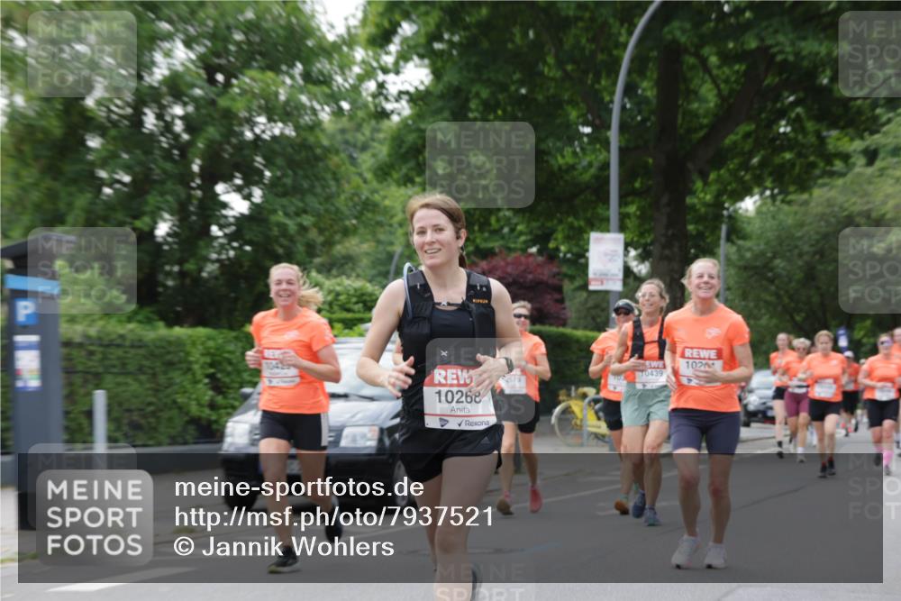 15.06.2025 - REWE Women's Run Jannik Wohlers http://msf.ph/oto/7937521 15.06.2025 08:26:59 Laufen 10268, 1020, 0439, 103 meine-sportfotos.de