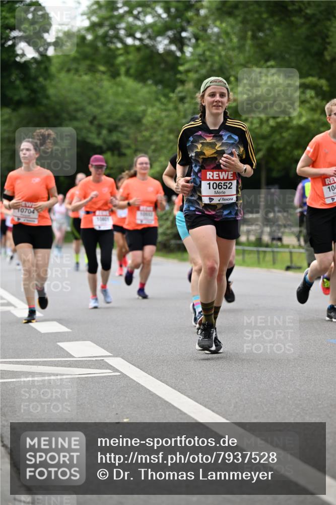 15.06.2025 - REWE Women's Run Dr. Thomas Lammeyer http://msf.ph/oto/7937528 15.06.2025 09:19:47 Laufen 10704, 10652, 104 meine-sportfotos.de