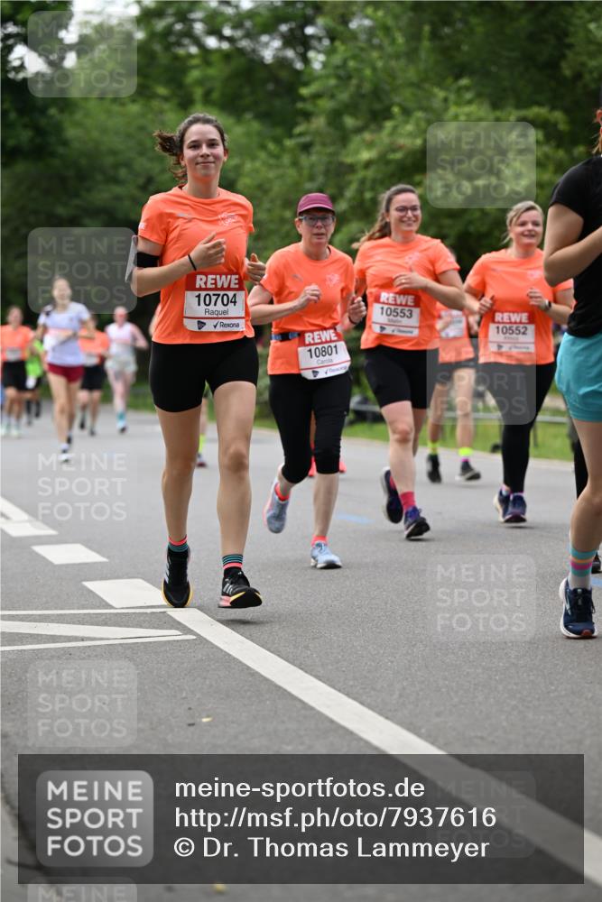 15.06.2025 - REWE Women's Run Dr. Thomas Lammeyer http://msf.ph/oto/7937616 15.06.2025 09:19:49 Laufen 10704, 10553, 10552, 10801 meine-sportfotos.de