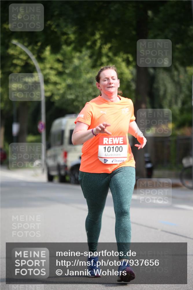 15.06.2025 - REWE Women's Run Jannik Wohlers http://msf.ph/oto/7937656 15.06.2025 09:55:27 Laufen 10100 meine-sportfotos.de