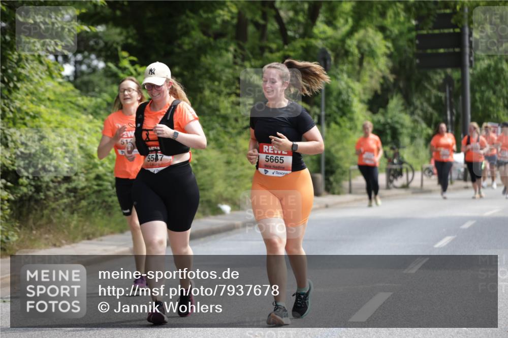 15.06.2025 - REWE Women's Run Jannik Wohlers http://msf.ph/oto/7937678 15.06.2025 10:14:09 Laufen 514, 124, 5547, 5665 meine-sportfotos.de