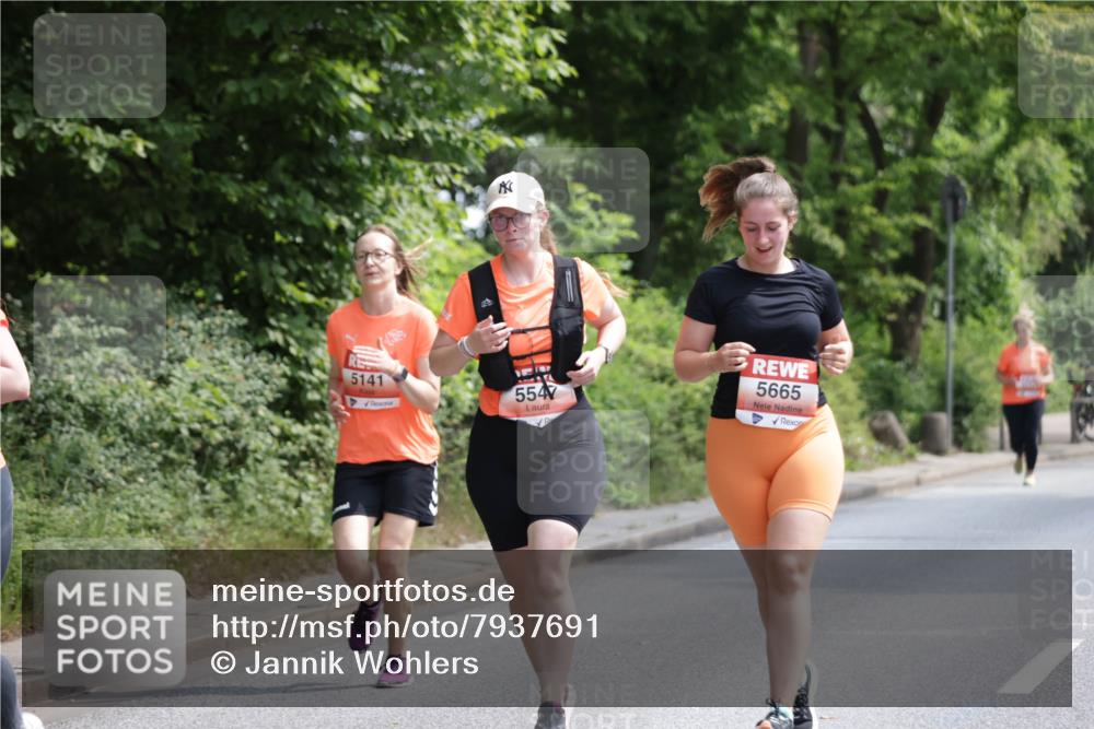 15.06.2025 - REWE Women's Run Jannik Wohlers http://msf.ph/oto/7937691 15.06.2025 10:14:10 Laufen 5141, 554, 5665 meine-sportfotos.de