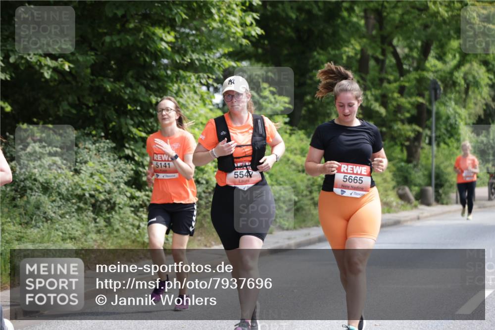 15.06.2025 - REWE Women's Run Jannik Wohlers http://msf.ph/oto/7937696 15.06.2025 10:14:10 Laufen 5141, 554, 5665 meine-sportfotos.de