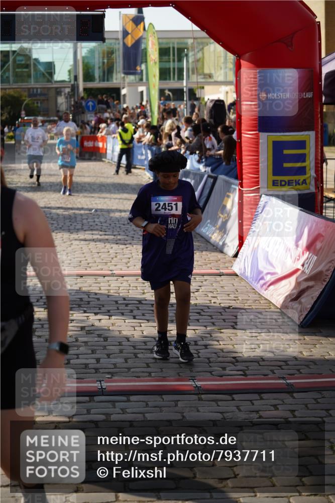 13.06.2025 - Holstenköstenlauf Felixshl http://msf.ph/oto/7937711 13.06.2025 18:05:23 Laufen 2363, 2451, 2612, 2817, 2862, 3156, 3853, 3854 meine-sportfotos.de