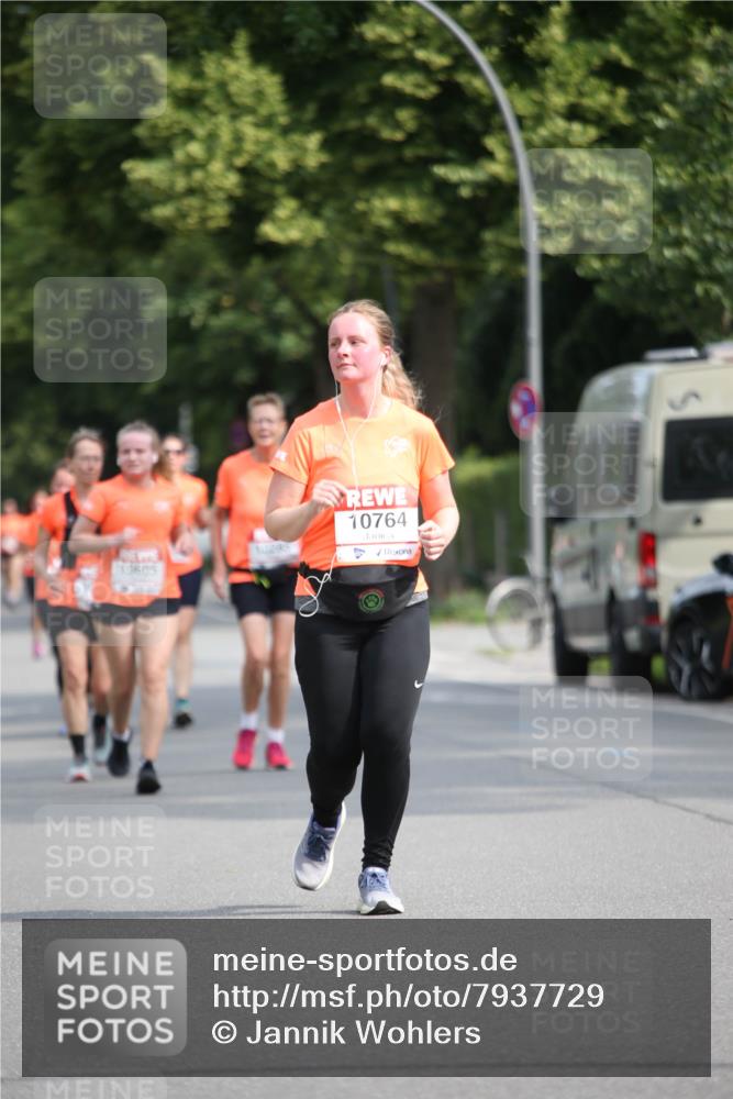15.06.2025 - REWE Women's Run Jannik Wohlers http://msf.ph/oto/7937729 15.06.2025 09:55:37 Laufen 10764 meine-sportfotos.de