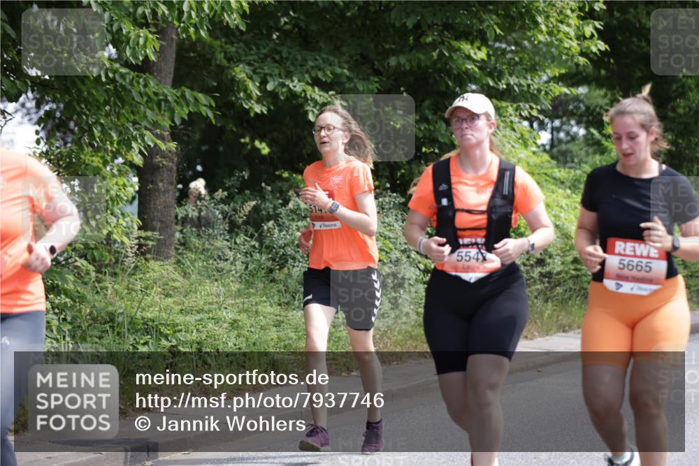 15.06.2025 - REWE Women's Run Jannik Wohlers http://msf.ph/oto/7937746 15.06.2025 10:14:11 Laufen 514, 554, 5665 meine-sportfotos.de