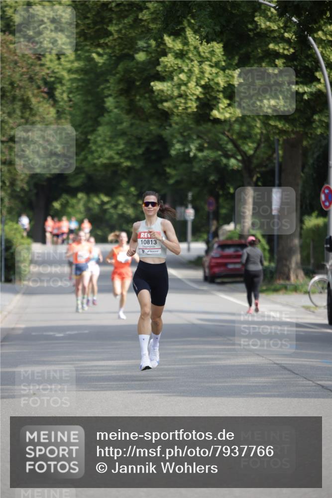 15.06.2025 - REWE Women's Run Jannik Wohlers http://msf.ph/oto/7937766 15.06.2025 08:43:36 Laufen 10813 meine-sportfotos.de