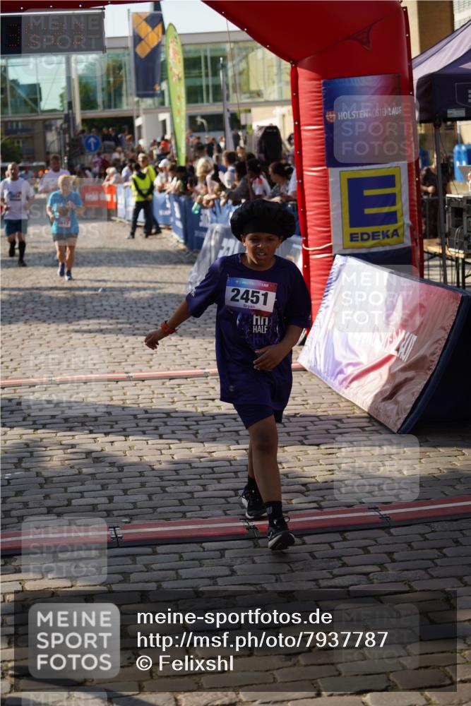 13.06.2025 - Holstenköstenlauf Felixshl http://msf.ph/oto/7937787 13.06.2025 18:05:24 Laufen 2363, 2451, 2612, 2817, 2862, 3156, 3853, 3854 meine-sportfotos.de