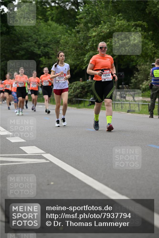 15.06.2025 - REWE Women's Run Dr. Thomas Lammeyer http://msf.ph/oto/7937794 15.06.2025 09:19:53 Laufen 10721, 10342 meine-sportfotos.de