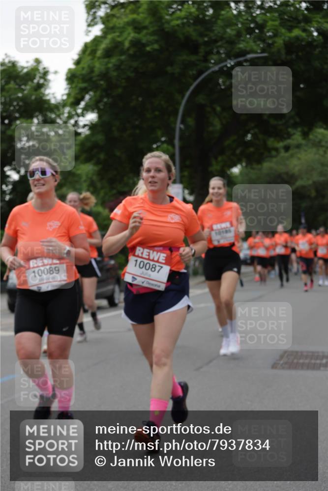 15.06.2025 - REWE Women's Run Jannik Wohlers http://msf.ph/oto/7937834 15.06.2025 08:27:06 Laufen 10089, 10087, 10105 meine-sportfotos.de