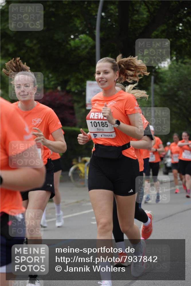 15.06.2025 - REWE Women's Run Jannik Wohlers http://msf.ph/oto/7937842 15.06.2025 08:27:07 Laufen 0, 10185 meine-sportfotos.de