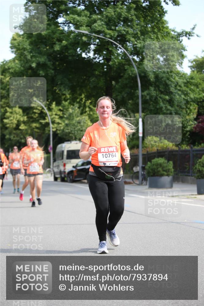 15.06.2025 - REWE Women's Run Jannik Wohlers http://msf.ph/oto/7937894 15.06.2025 09:55:42 Laufen 60, 10764 meine-sportfotos.de