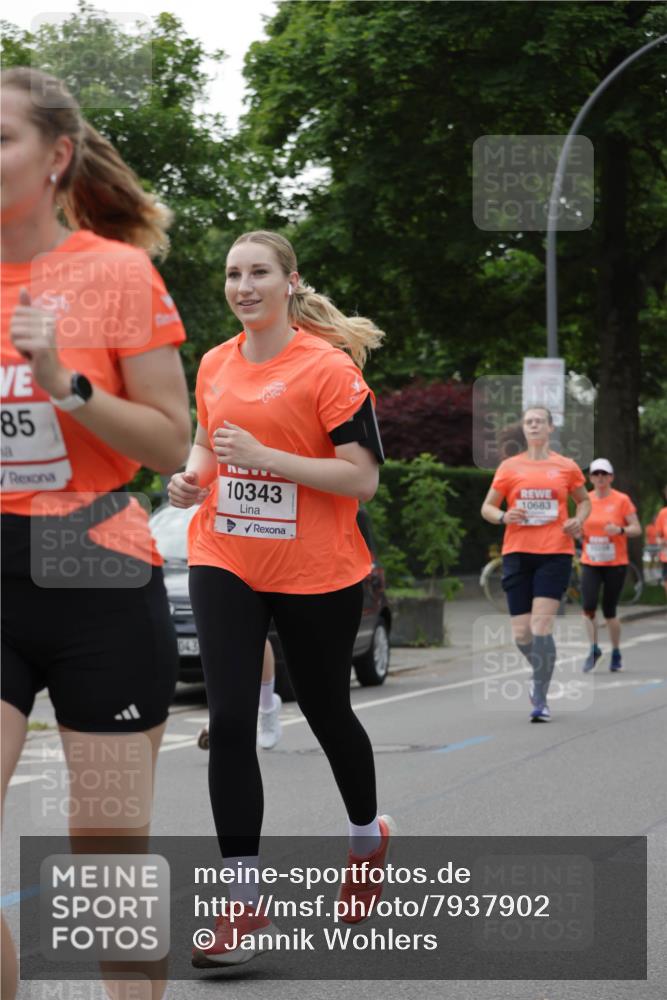 15.06.2025 - REWE Women's Run Jannik Wohlers http://msf.ph/oto/7937902 15.06.2025 08:27:08 Laufen 85, 10343, 10683 meine-sportfotos.de
