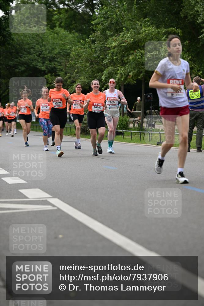15.06.2025 - REWE Women's Run Dr. Thomas Lammeyer http://msf.ph/oto/7937906 15.06.2025 09:19:55 Laufen 10540, 10002, 103, 10745, 10207, 0102 meine-sportfotos.de