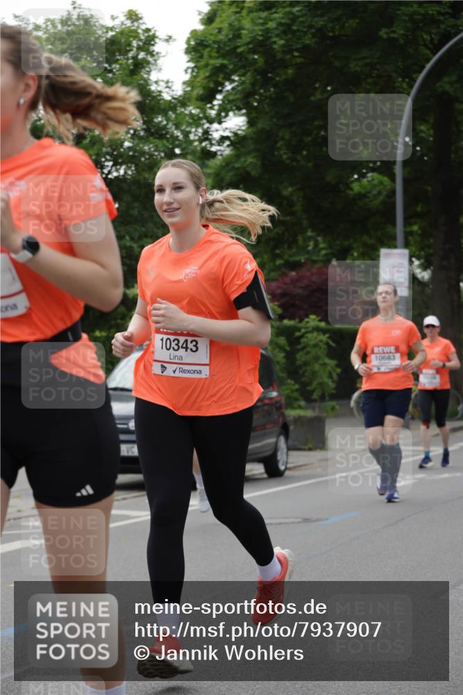 15.06.2025 - REWE Women's Run Jannik Wohlers http://msf.ph/oto/7937907 15.06.2025 08:27:08 Laufen 10343, 10683 meine-sportfotos.de