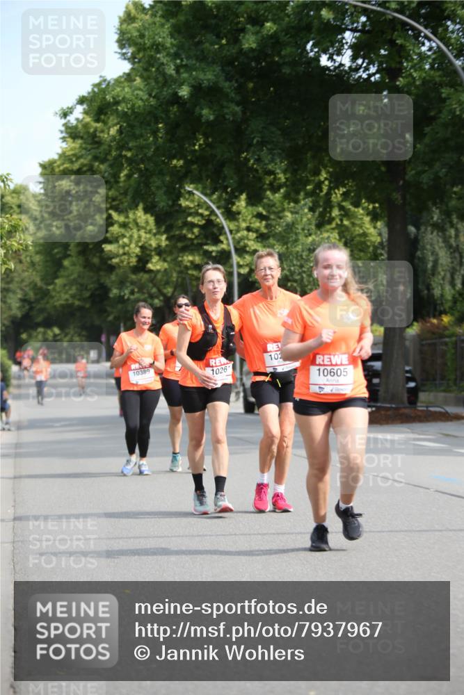 15.06.2025 - REWE Women's Run Jannik Wohlers http://msf.ph/oto/7937967 15.06.2025 09:55:44 Laufen 10389, 102, 1026, 10605 meine-sportfotos.de