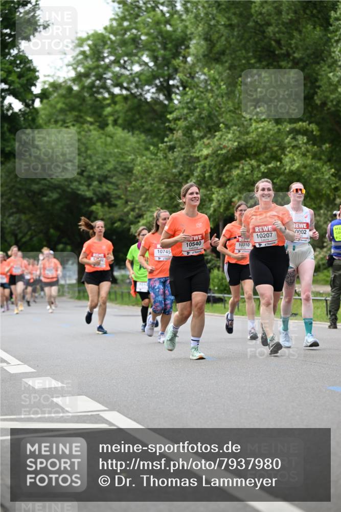 15.06.2025 - REWE Women's Run Dr. Thomas Lammeyer http://msf.ph/oto/7937980 15.06.2025 09:19:57 Laufen 10540, 10207, 0002, 10745 meine-sportfotos.de