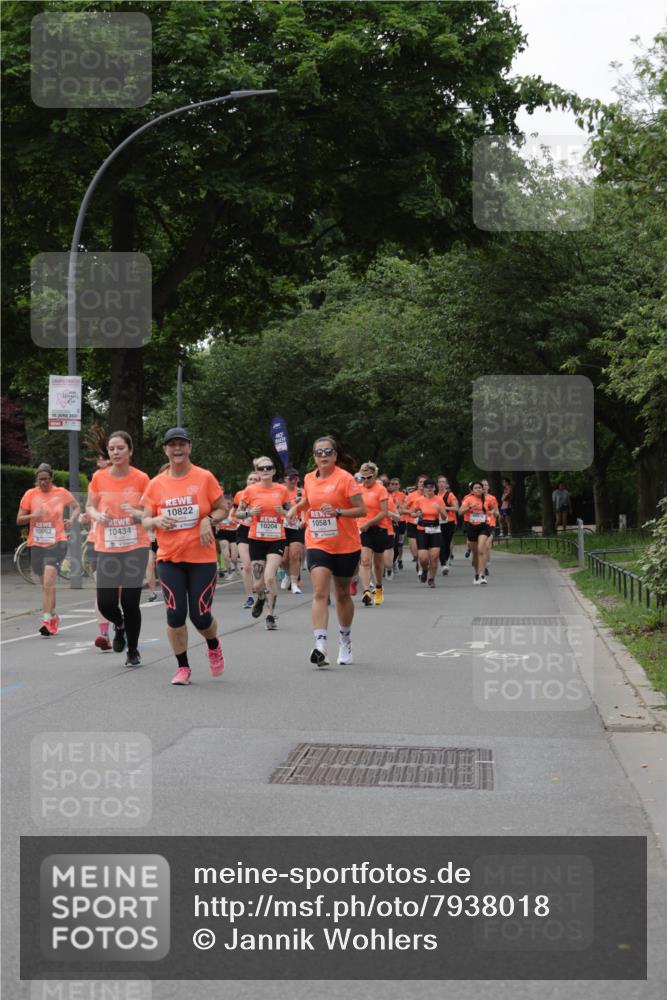 15.06.2025 - REWE Women's Run Jannik Wohlers http://msf.ph/oto/7938018 15.06.2025 08:27:11 Laufen 15, 2025, 10434, 10822 meine-sportfotos.de