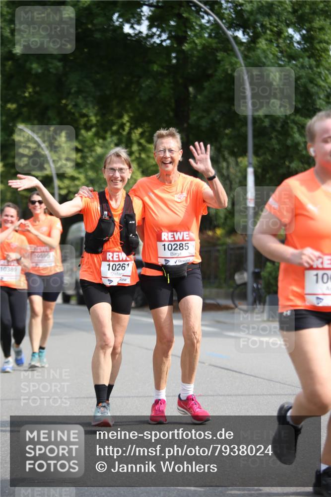 15.06.2025 - REWE Women's Run Jannik Wohlers http://msf.ph/oto/7938024 15.06.2025 09:55:46 Laufen 10389, 10595, 10261, 10285 meine-sportfotos.de