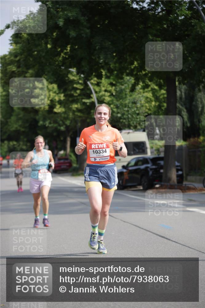 15.06.2025 - REWE Women's Run Jannik Wohlers http://msf.ph/oto/7938063 15.06.2025 08:43:48 Laufen 10186, 10334 meine-sportfotos.de
