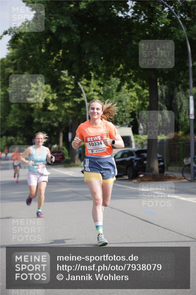15.06.2025 - REWE Women's Run Jannik Wohlers http://msf.ph/oto/7938079 15.06.2025 08:43:48 Laufen 10334 meine-sportfotos.de