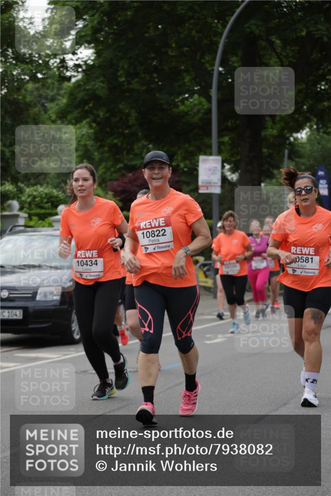 15.06.2025 - REWE Women's Run Jannik Wohlers http://msf.ph/oto/7938082 15.06.2025 08:27:12 Laufen 1043, 10434, 10822, 10106, 0581, 21 meine-sportfotos.de