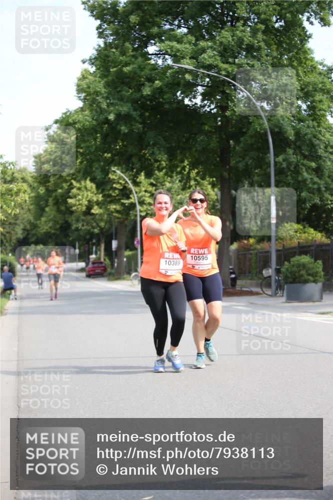 15.06.2025 - REWE Women's Run Jannik Wohlers http://msf.ph/oto/7938113 15.06.2025 09:55:49 Laufen 10595, 10389 meine-sportfotos.de