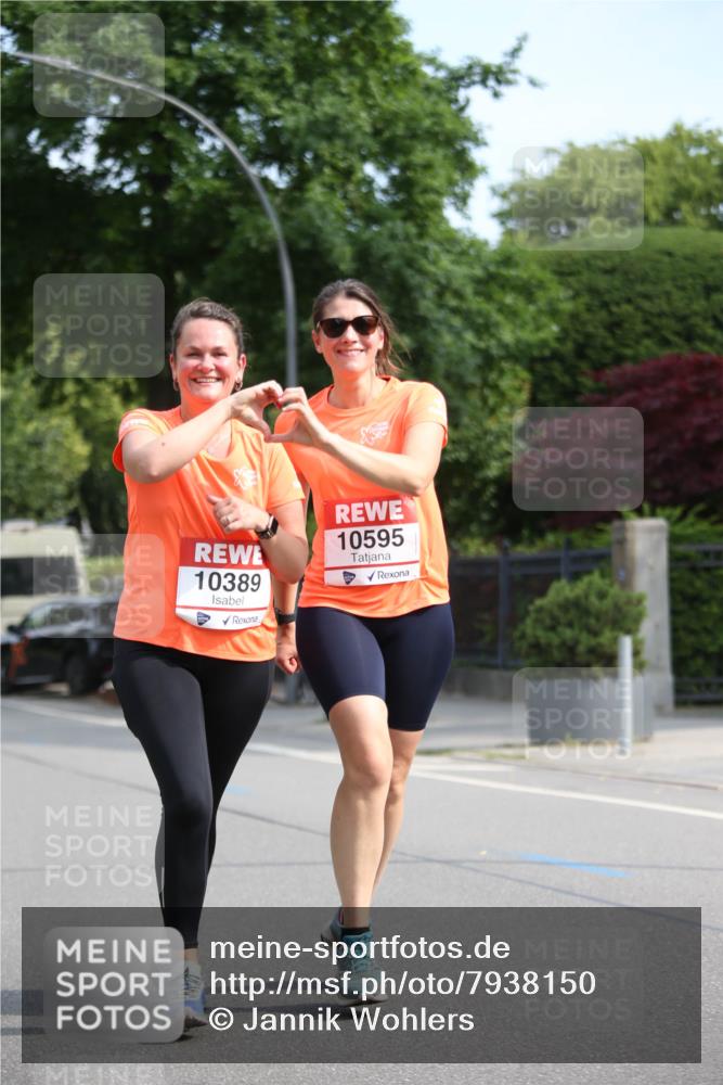 15.06.2025 - REWE Women's Run Jannik Wohlers http://msf.ph/oto/7938150 15.06.2025 09:55:50 Laufen 10389, 10595 meine-sportfotos.de