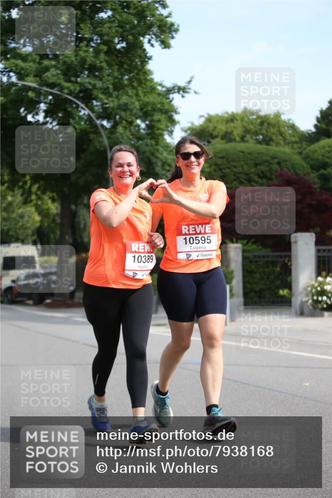 15.06.2025 - REWE Women's Run Jannik Wohlers http://msf.ph/oto/7938168 15.06.2025 09:55:50 Laufen 10595, 10389 meine-sportfotos.de