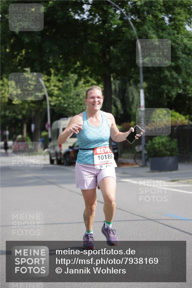 15.06.2025 - REWE Women's Run Jannik Wohlers http://msf.ph/oto/7938169 15.06.2025 08:43:51 Laufen 10186 meine-sportfotos.de