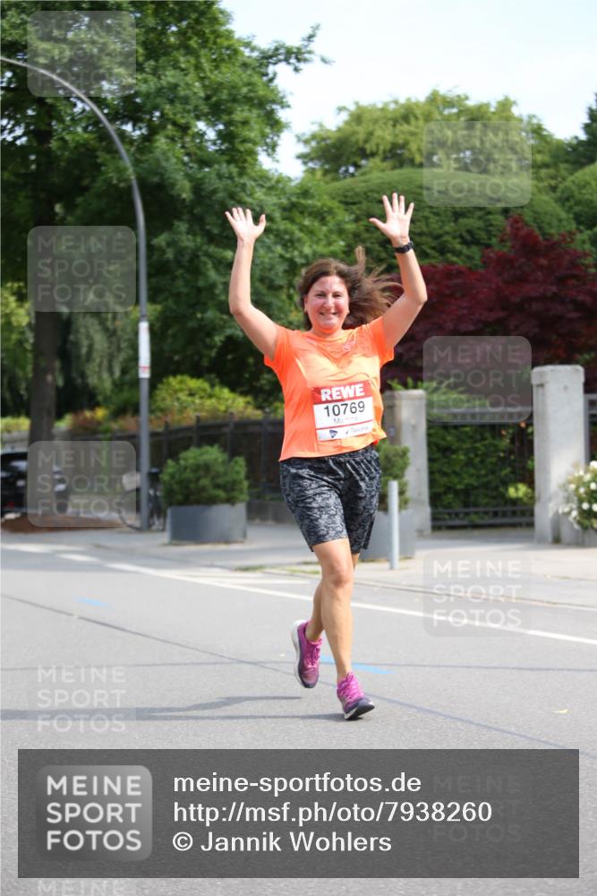 15.06.2025 - REWE Women's Run Jannik Wohlers http://msf.ph/oto/7938260 15.06.2025 09:56:00 Laufen 10769 meine-sportfotos.de