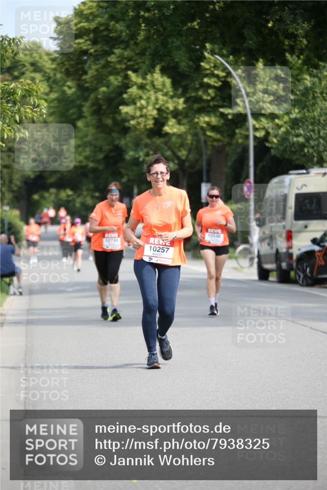 15.06.2025 - REWE Women's Run Jannik Wohlers http://msf.ph/oto/7938325 15.06.2025 09:56:07 Laufen 10749, 10257 meine-sportfotos.de