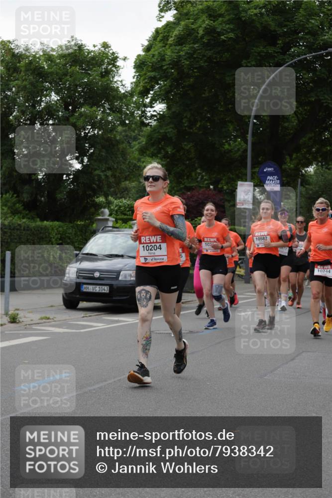 15.06.2025 - REWE Women's Run Jannik Wohlers http://msf.ph/oto/7938342 15.06.2025 08:27:15 Laufen 1043, 10204, 10, 10582, 0877, 5, 10244 meine-sportfotos.de