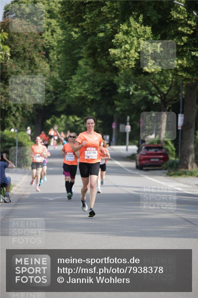 15.06.2025 - REWE Women's Run Jannik Wohlers http://msf.ph/oto/7938378 15.06.2025 08:44:08 Laufen 10866, 10748 meine-sportfotos.de