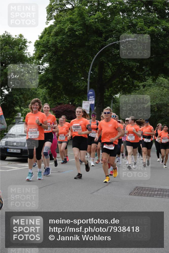 15.06.2025 - REWE Women's Run Jannik Wohlers http://msf.ph/oto/7938418 15.06.2025 08:27:16 Laufen 1043, 10105, 93, 10152, 10582, 0877, 10244, 10267, 10139, 10370 meine-sportfotos.de