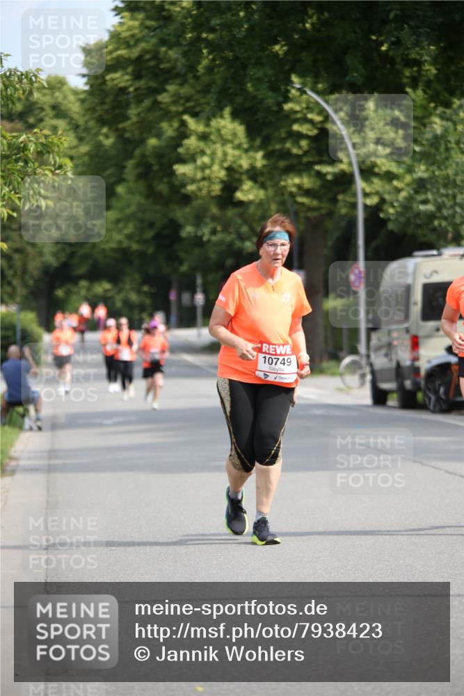 15.06.2025 - REWE Women's Run Jannik Wohlers http://msf.ph/oto/7938423 15.06.2025 09:56:12 Laufen 10749 meine-sportfotos.de