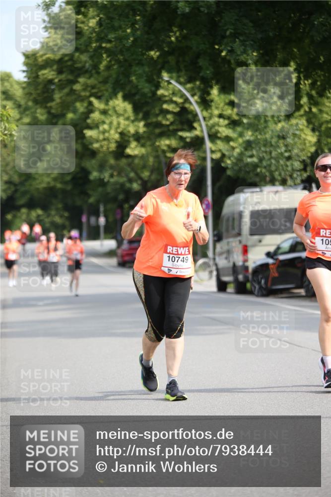 15.06.2025 - REWE Women's Run Jannik Wohlers http://msf.ph/oto/7938444 15.06.2025 09:56:13 Laufen 10749 meine-sportfotos.de