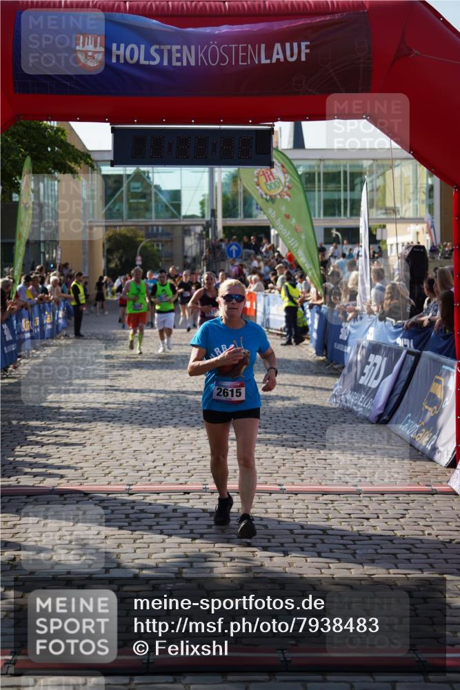 13.06.2025 - Holstenköstenlauf Felixshl http://msf.ph/oto/7938483 13.06.2025 18:05:47 Laufen 2577, 2615, 3572 meine-sportfotos.de