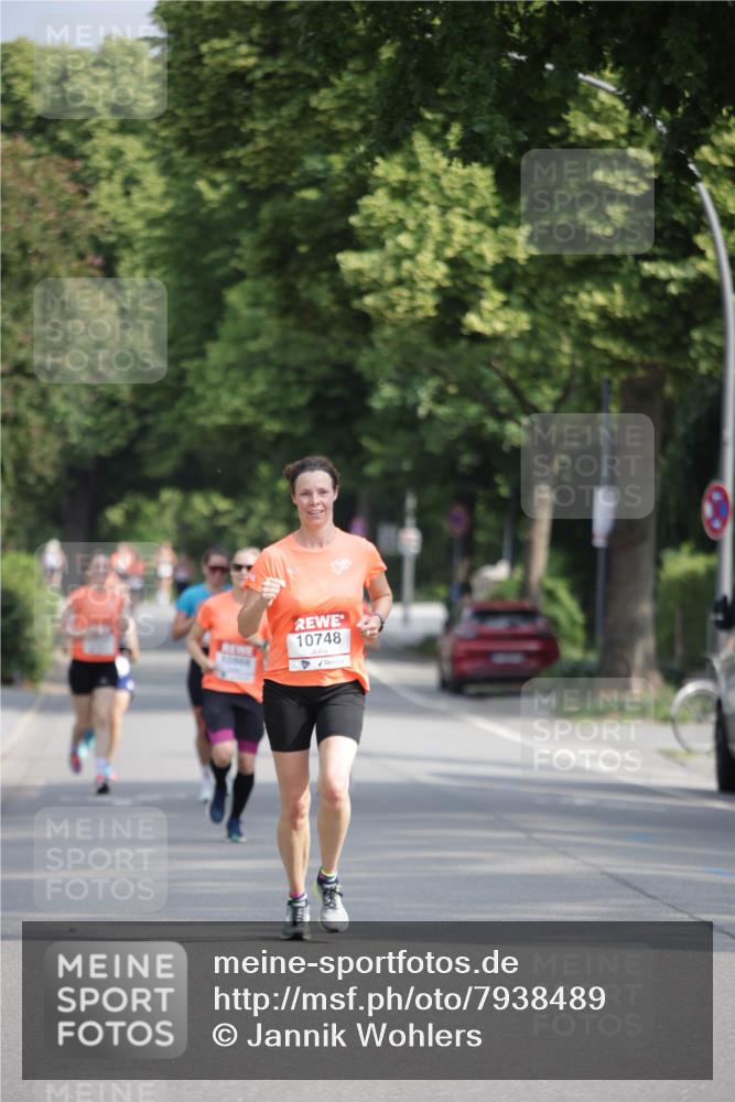 15.06.2025 - REWE Women's Run Jannik Wohlers http://msf.ph/oto/7938489 15.06.2025 08:44:10 Laufen 10748 meine-sportfotos.de