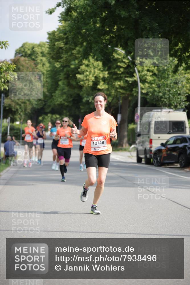 15.06.2025 - REWE Women's Run Jannik Wohlers http://msf.ph/oto/7938496 15.06.2025 08:44:12 Laufen 10748 meine-sportfotos.de