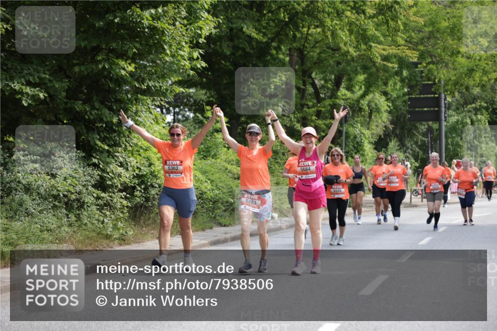 15.06.2025 - REWE Women's Run Jannik Wohlers http://msf.ph/oto/7938506 15.06.2025 10:14:28 Laufen 5362, 5283, 5684, 5011, 5545, 5010 meine-sportfotos.de